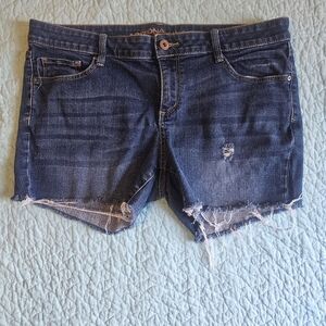 Arizona Jean Company Women's Jean Shorts With Frayed Edge Size 13